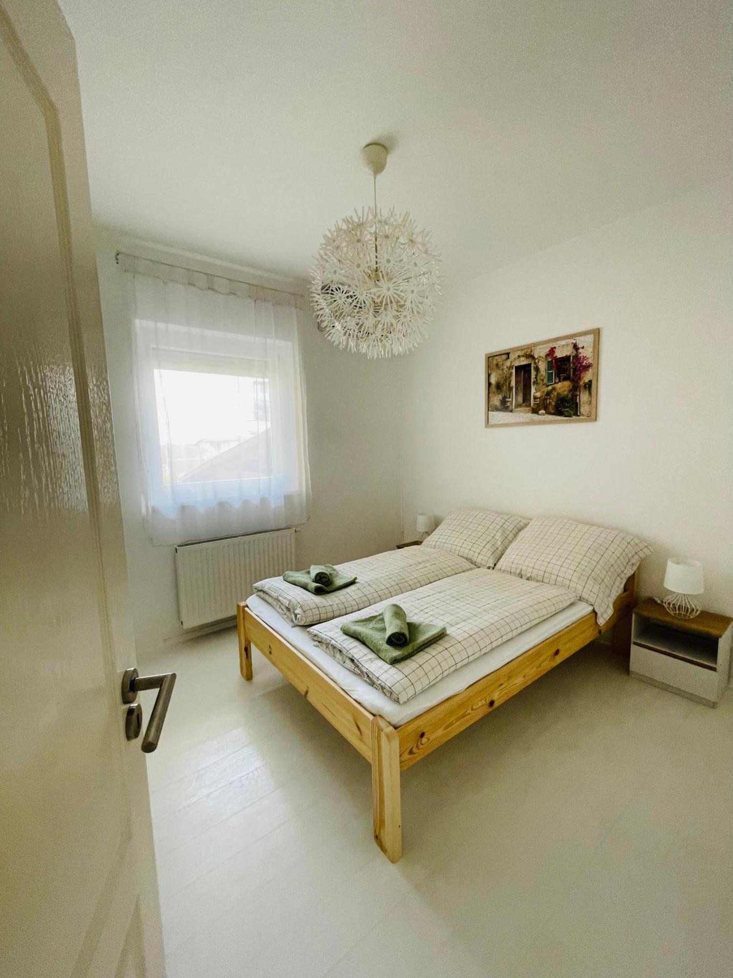 Gold Apartman Nagykanizsa Ngoại thất bức ảnh